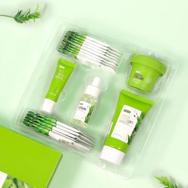 mercham Green Tea Skincare Set for Teenagers Girls, Pamper Gifts for Women - Image 5